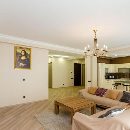 Rustaveli Residence III Tbilisi Esterno foto