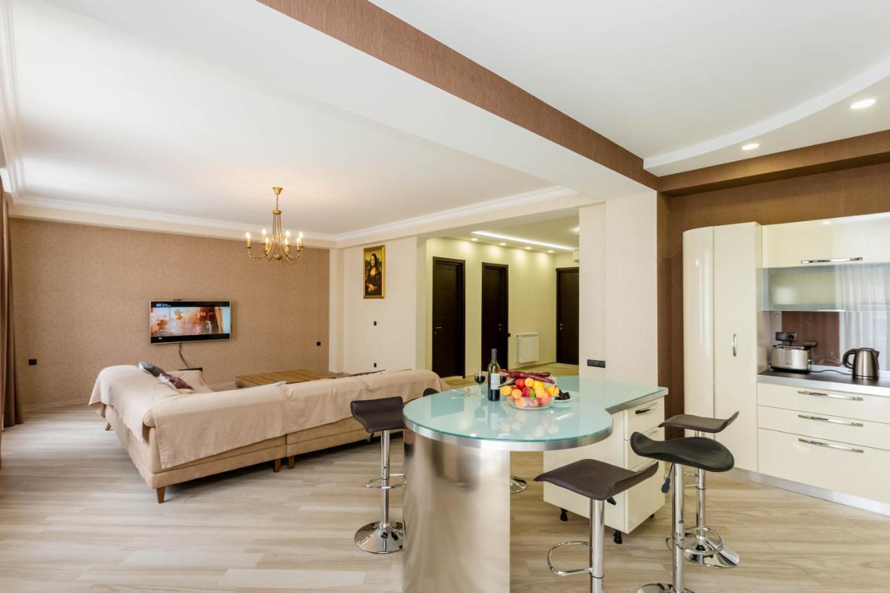 Rustaveli Residence III Tbilisi Esterno foto